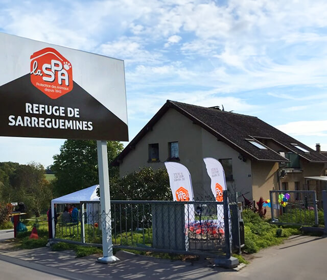 Photographie de l'extérieur du refuge SPA de Forbach en Moselle.